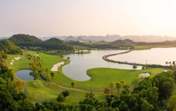 Premier Golf Travel, Golf holidays Package in Vietnam, Vietnam golf tours, Premier Golf, Vietnam golf holiday, Luxury tours